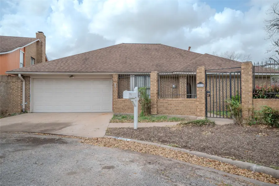 1513 Crestmont Street, Wharton, TX 77488 - #3