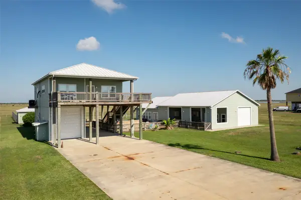 742 Bay Drive, Palacios, TX 77465