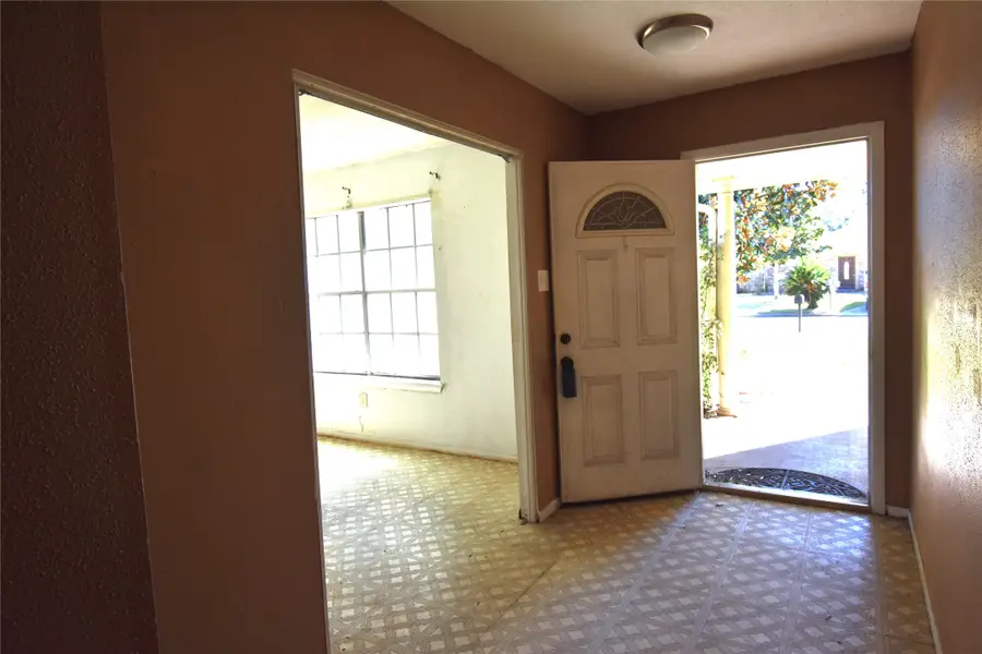 1814 Eagle Drive, League City, TX 77573 - Image #3