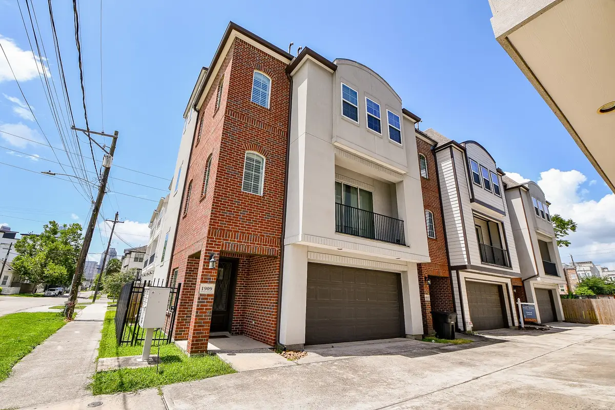 1909 Hickory Street, Houston, TX 77007 - Image #1