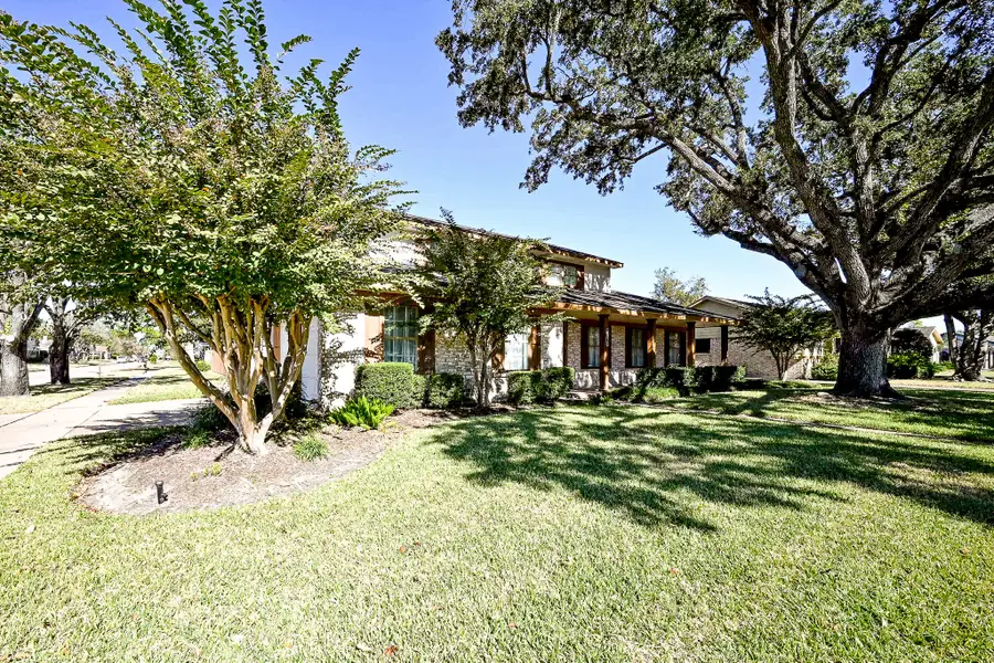 9238 Stroud Drive, Houston, TX 77036 - Image #2
