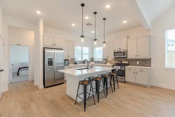 214 Prairie Rose Court, Conroe, TX 77318