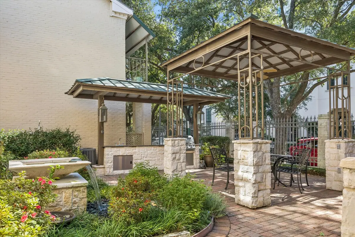 2700 Revere St #142, Houston, TX 77098 - #1