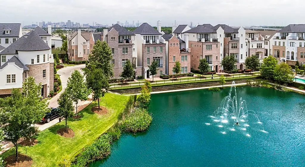 9546 London Bridge Station Station, Houston, TX 77045 - #1