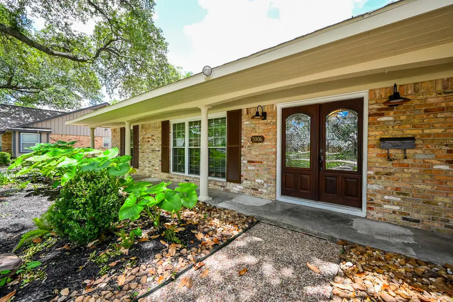 5906 Dumfries Drive, Houston, TX 77096 - Image #3
