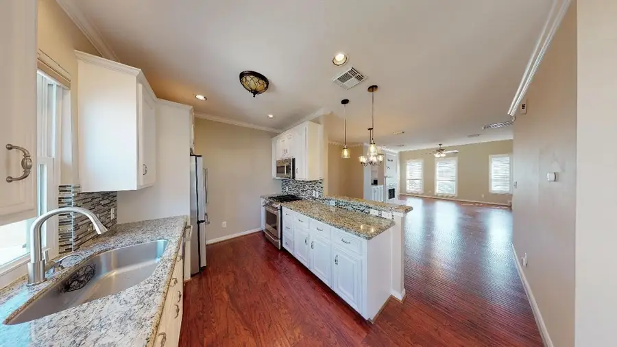 2128 Gillette Street, Houston, TX 77006 - #2