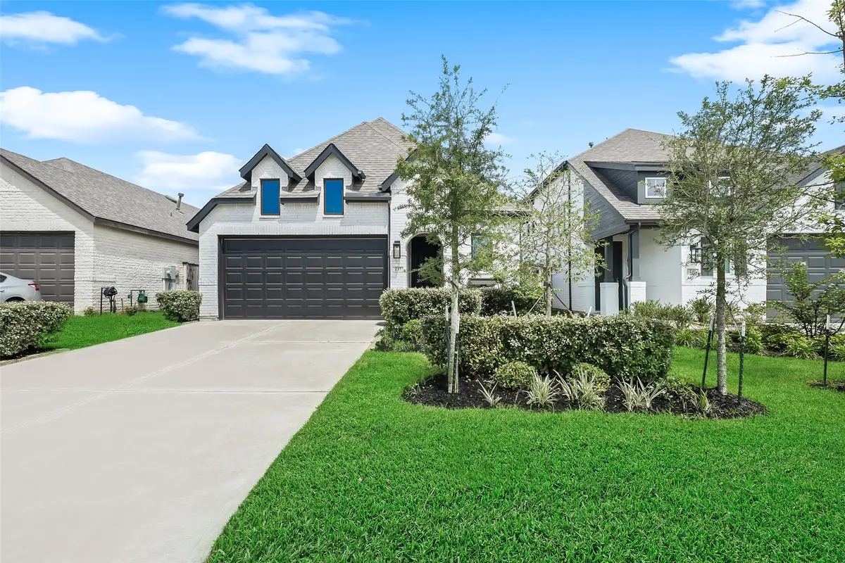 237 Trapper Creek Drive, Conroe, TX 77304 - #1