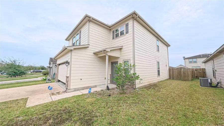 6638 Atlasridge Drive, Houston, TX 77048 - Image #3