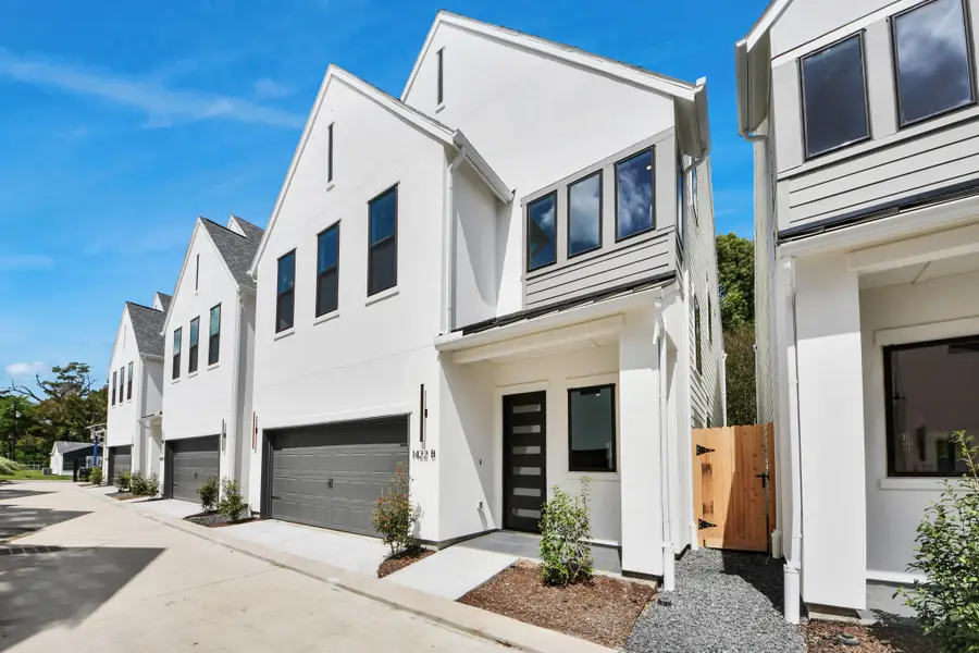 1422 Caywood Lane #B, Houston, TX 77055 - #2