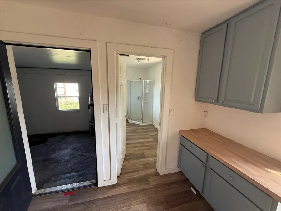 445 W Vaughan Street, Bertram, TX 78605 - Image #3