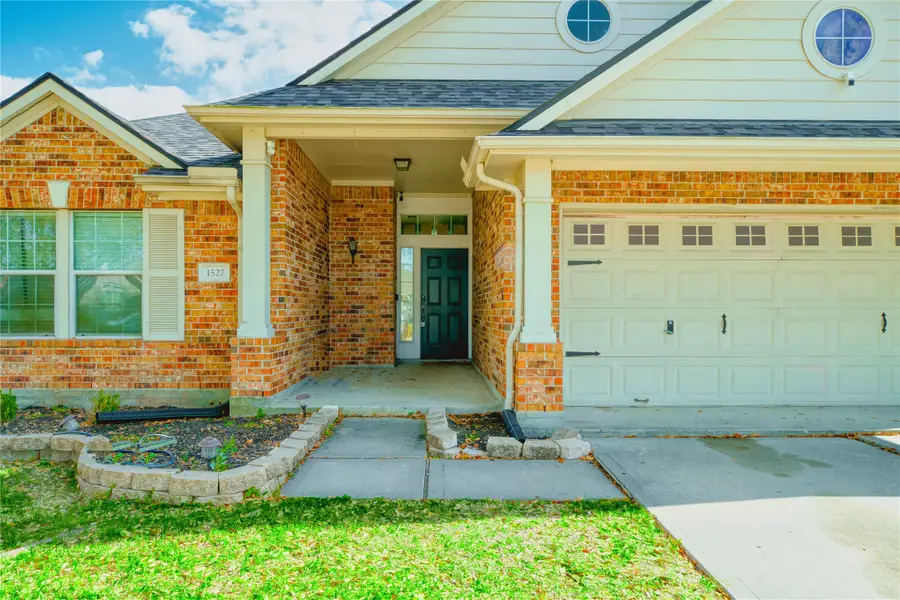 1527 Country Club Cove Dr, Baytown, TX 77521 - #3