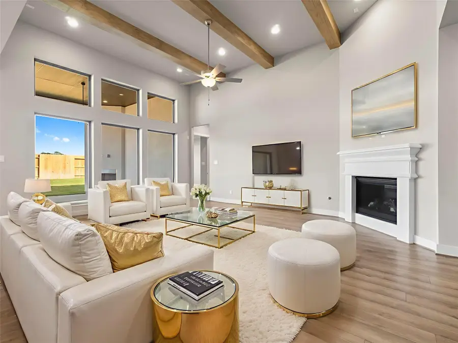 302 Marsh Wren Way, Magnolia, TX 77354 - Image #2