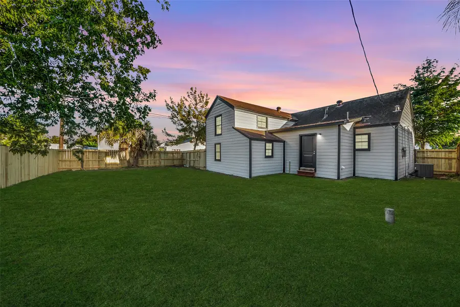 6829 Japonica Street, Houston, TX 77087 - Image #3