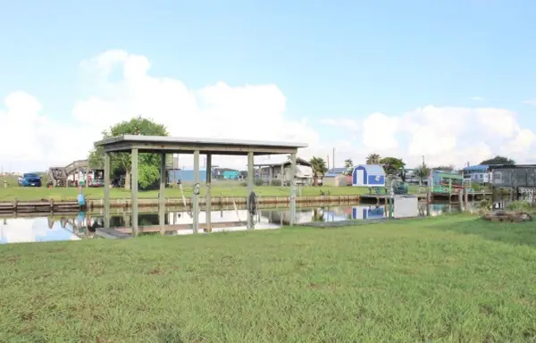 459 Hall Avenue, Bay City, TX 77414