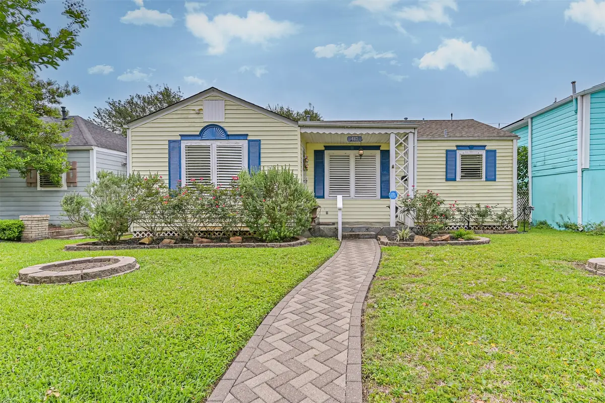 4817 Alamo Drive, Galveston, TX 77551 - #1