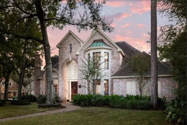 49 Rolling Links Court, Spring, TX 77380