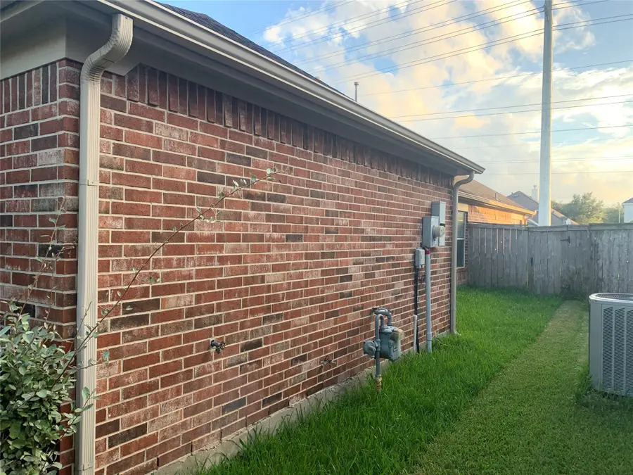 13110 Imperial Shore Drive, Pearland, TX 77584 - #2