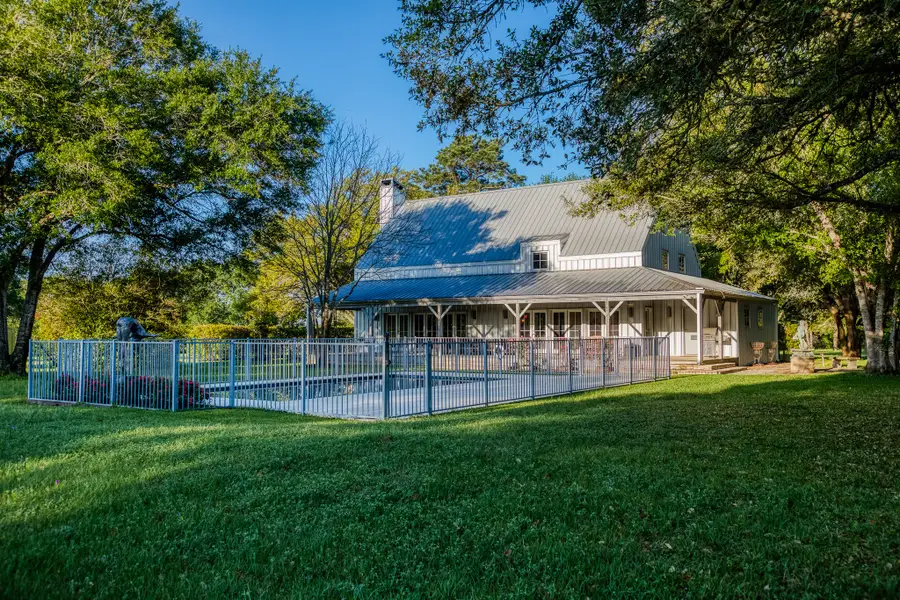 1585 Round Top Rd, Round Top, TX 78954 - #3