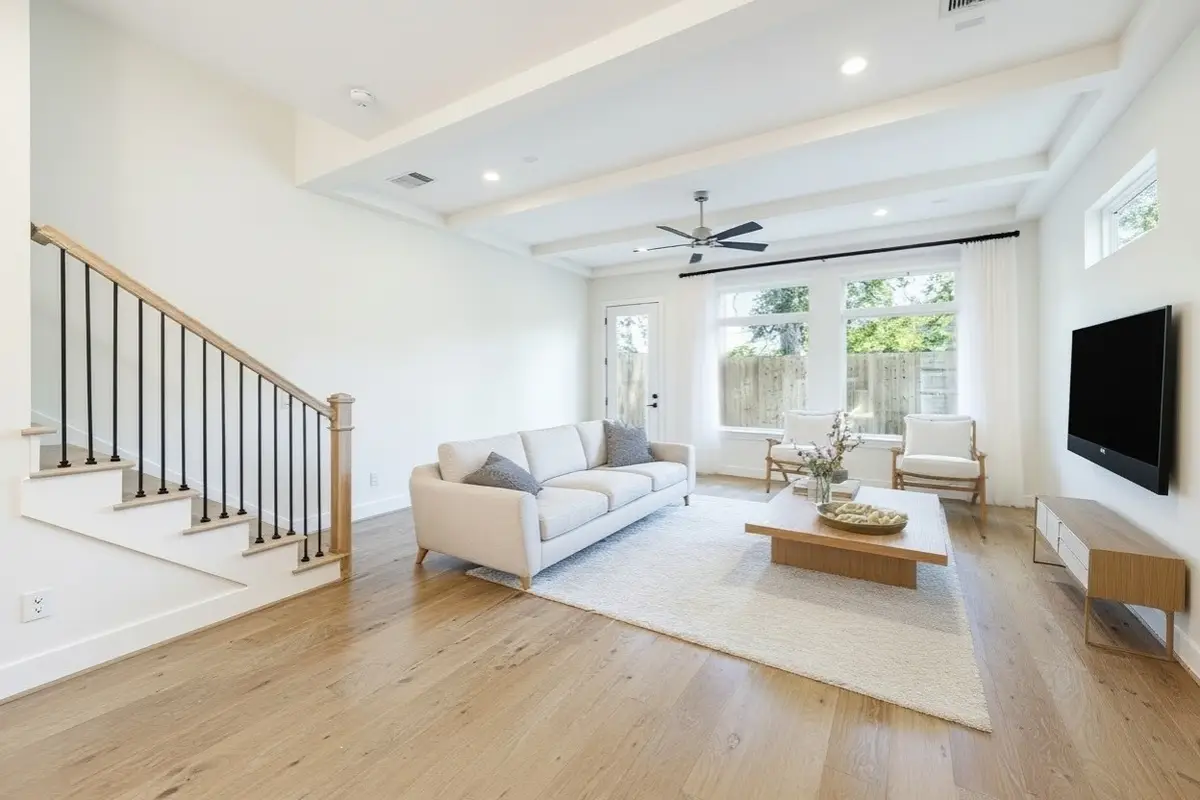 5337 Larkin Street, Houston, TX 77007 - Image #1