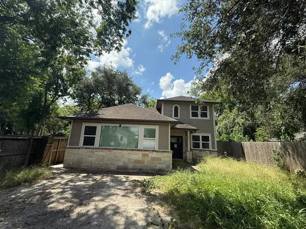 1004 Bonnie Street, South Houston, TX 77587