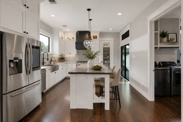914 Robbie Street, Houston, TX 77009