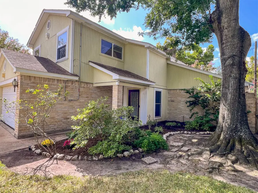 9807 Oak Point Drive, Houston, TX 77055 - #3