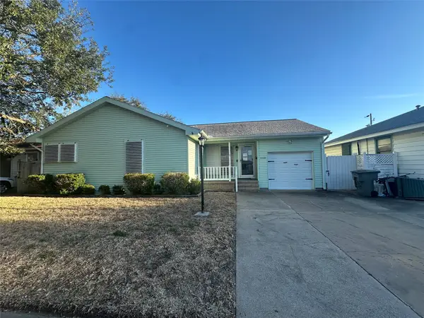 7209 Sycamore Drive, Galveston, TX 77551