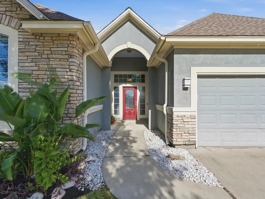 5218 Park View Drive, Willis, TX 77318 - Image #2