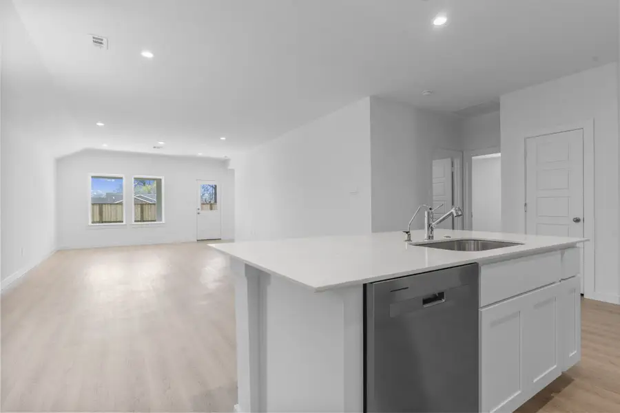 9130 Sunset Marina Way, Iowa Colony, TX 77583 - Image #3