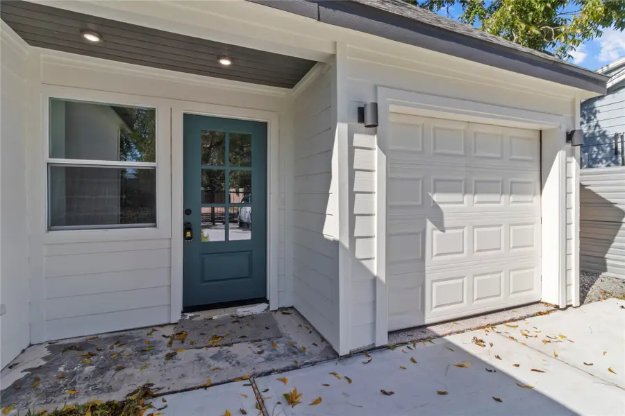 3030 Roe Drive, Houston, TX 77087 - Image #2