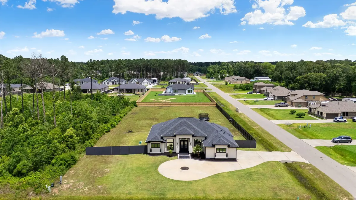 24 Road 6614, Dayton, TX 77535 - #1