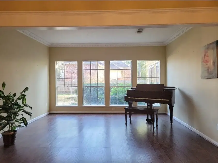 9911 Oxted Lane, Spring, TX 77379 - Image #3