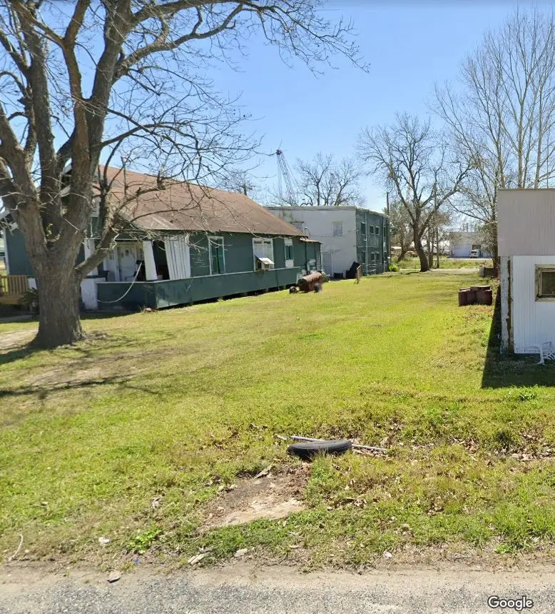 421 1st Avenue N, Texas City, TX 77590 - Image #2