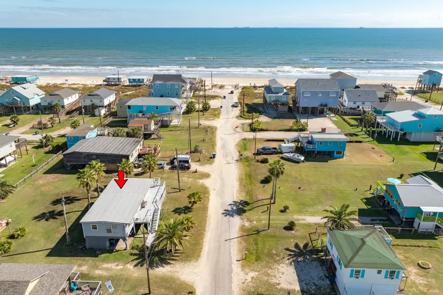 218 Coral Court, Surfside Beach, TX 77541 - Image #2