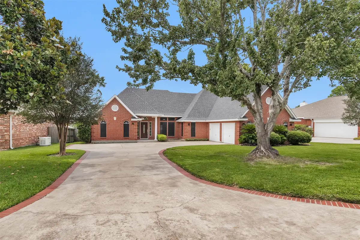 5246 Lakeshore Drive, Willis, TX 77318 - #1