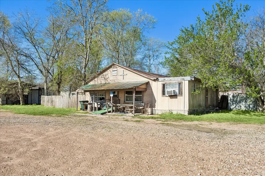 805 Frydek Road, Sealy, TX 77474 - #3