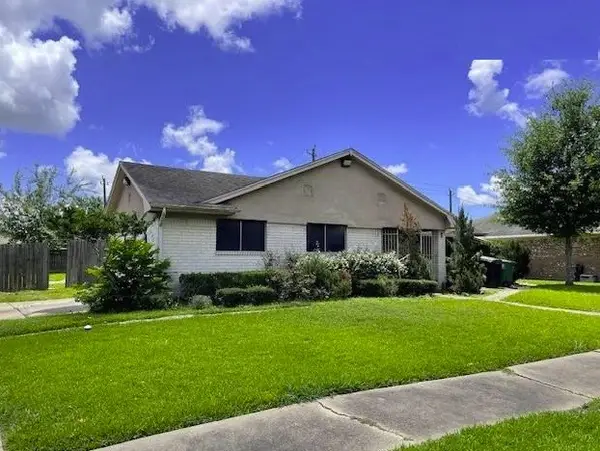 10134 Kirkglen Drive, Houston, TX 77089