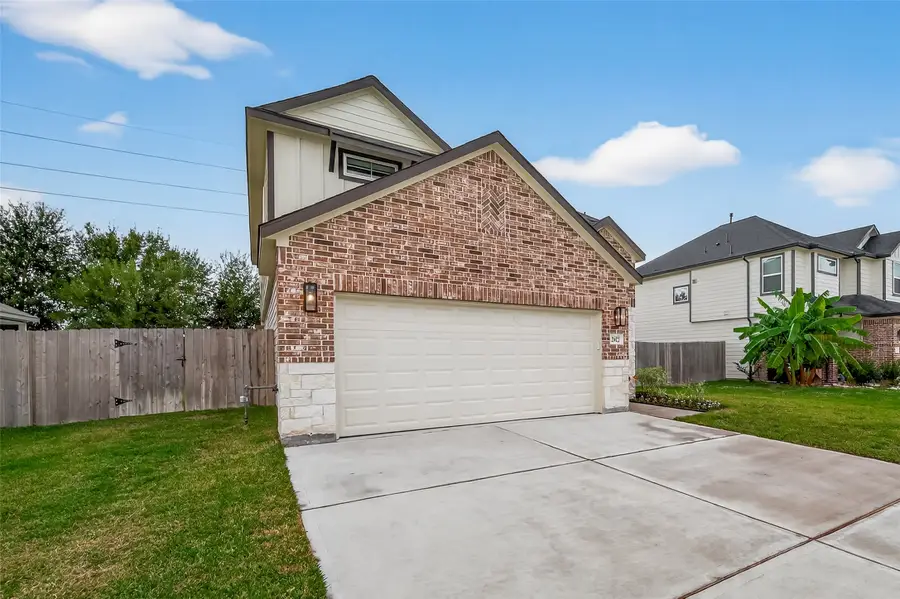 2922 Valeria Drive, Rosenberg, TX 77471 - Image #2