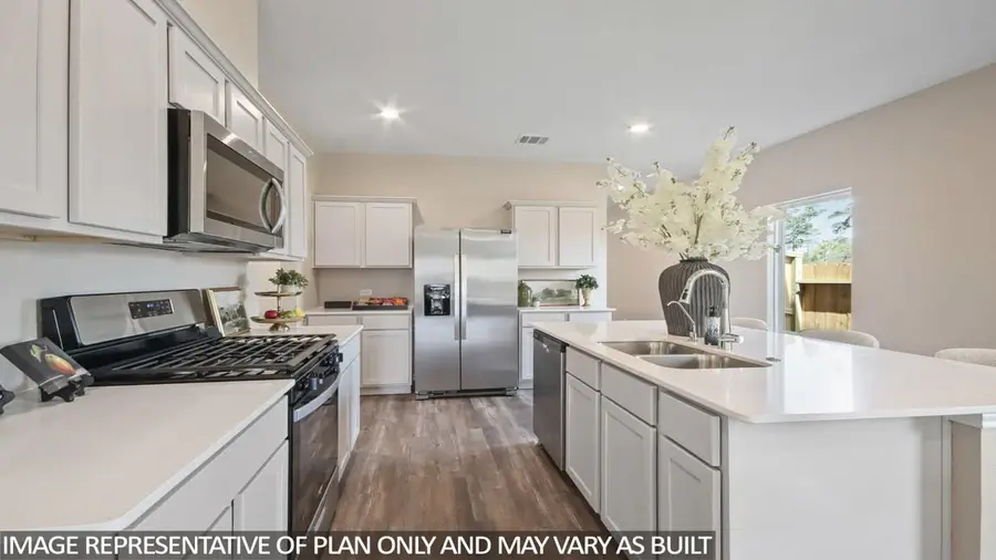 559 Belle Springs Lane, Conroe, TX 77301 - Image #2