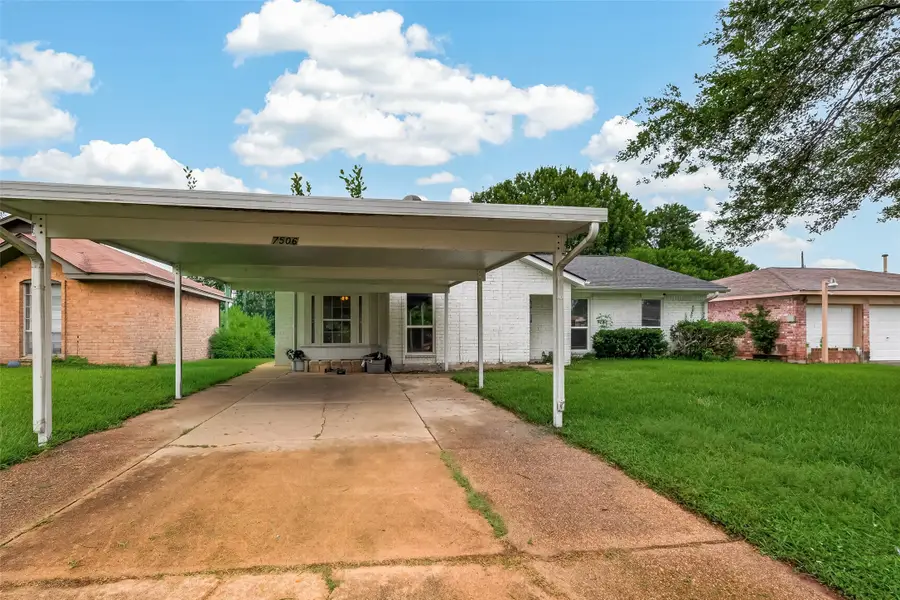 7506 Carver Avenue, Texas City, TX 77591 - #2