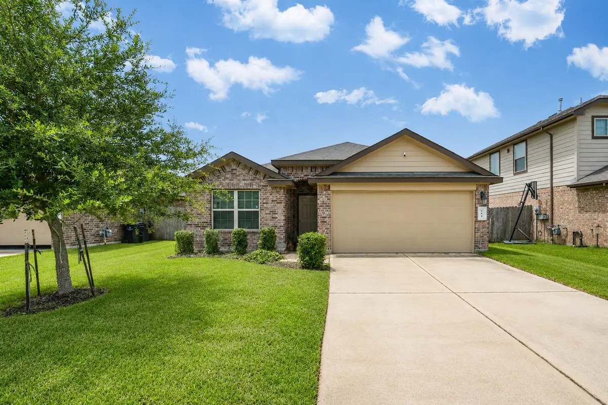 614 Harvest Bluff Drive, Rosharon, TX 77583 - #1