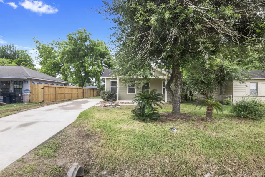 3618 Rockingham Street, Houston, TX 77051 - #2