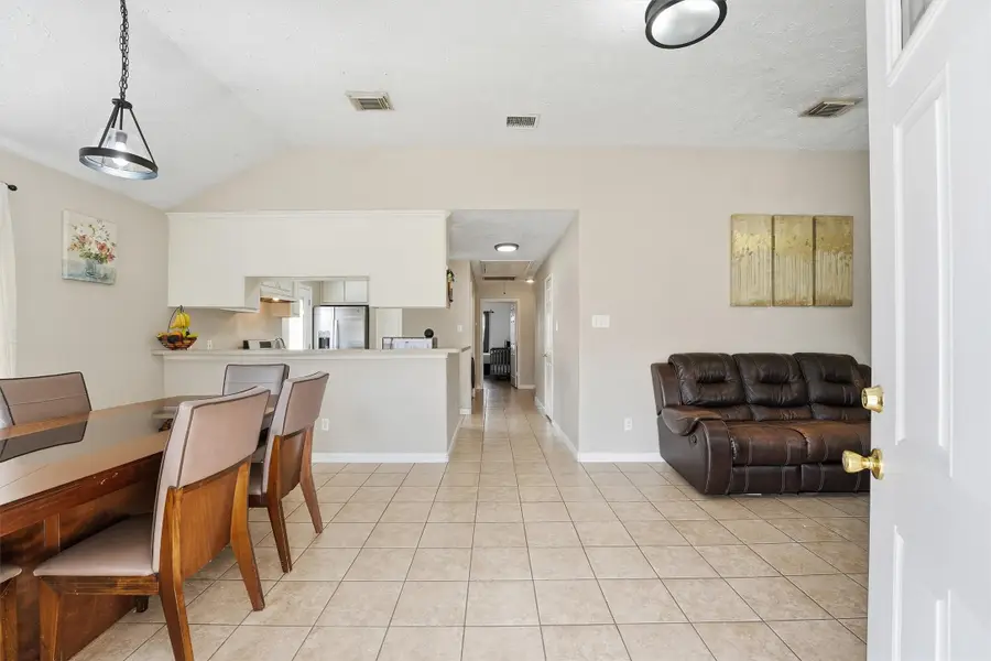 7125 Farnsworth Street, Houston, TX 77022 - Image #3