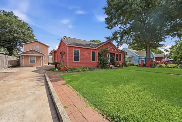 811 Canadian Street, Houston, TX 77009
