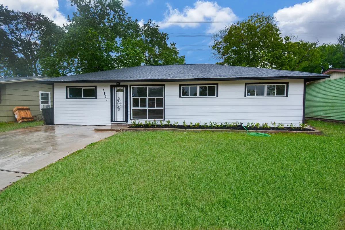 7823 Belgard Street, Houston, TX 77033 - Image #1