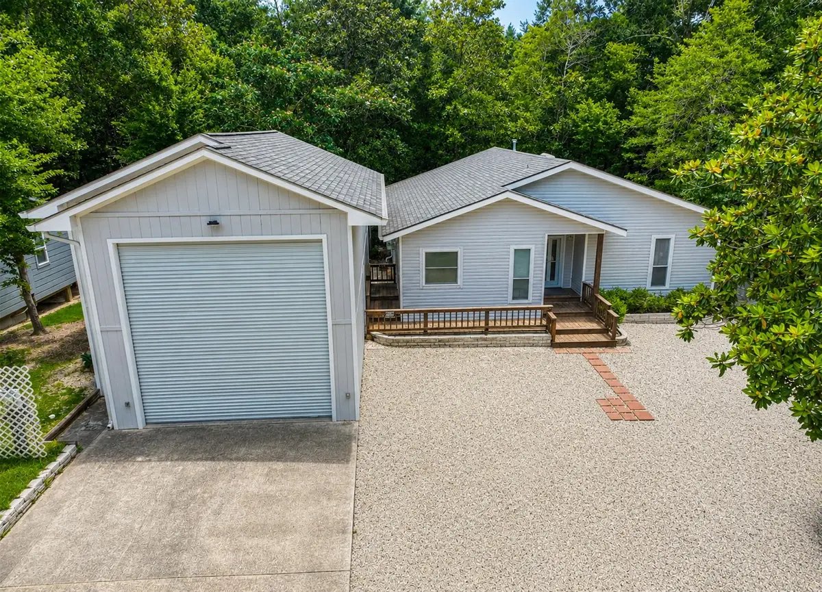 241 E Peterson Loop, Livingston, TX 77351 - #1