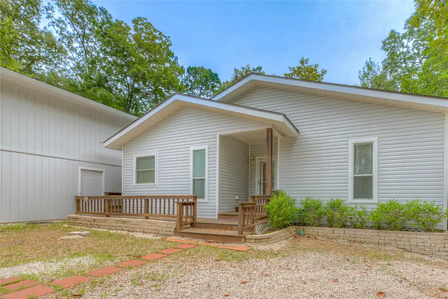 241 E Peterson Loop, Livingston, TX 77351 - #3
