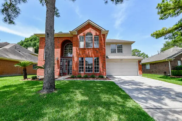 11707 Turtle Lake Drive, Houston, TX 77064