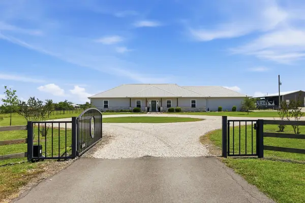 5330 Indian Trail Lane, Brenham, TX 77833