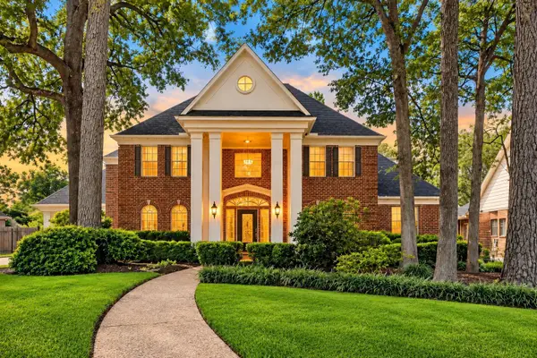 5230 Norborne Lane, Houston, TX 77069